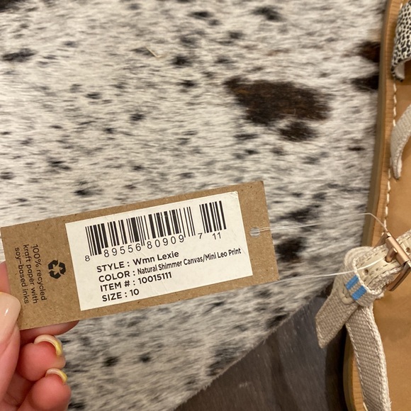 TOMS Lexie Sandal in Natural Shimmer Mini Leopard Print - Picture 6 of 6